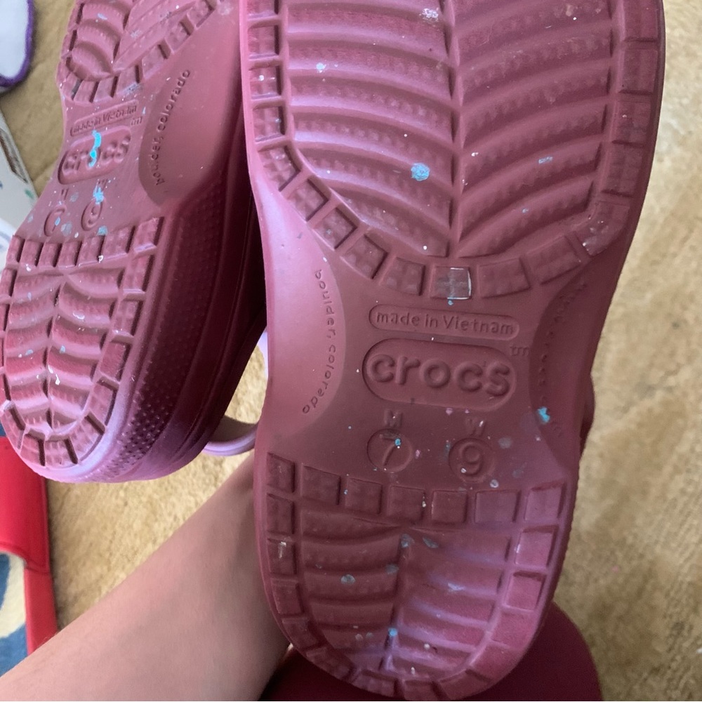 Fuzzy Crocs - Picture 4 of 4